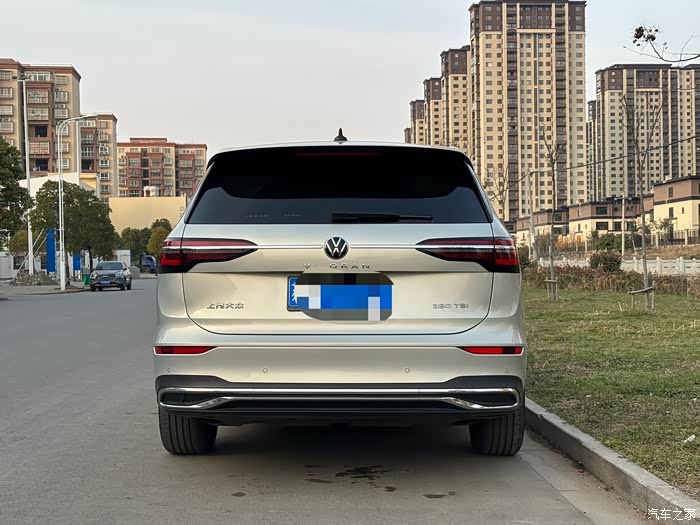 大众威然2022款参数 500_ChtlxWTJ5USAeImMAAehHiuj4s8068.jpg