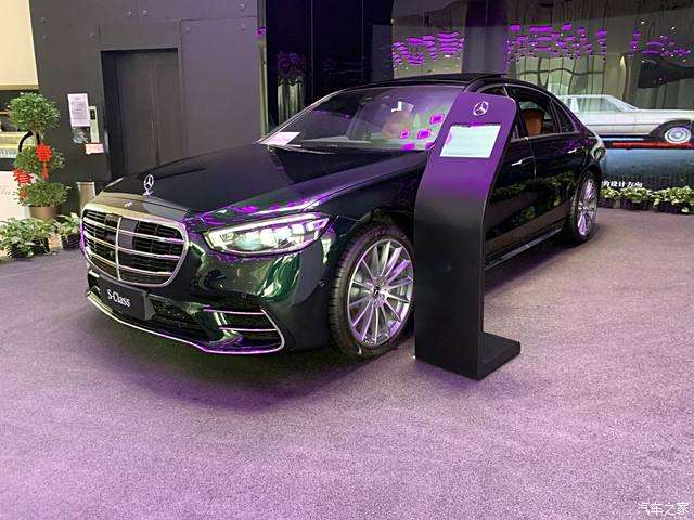 【图】新款 奔驰 s450l 4matic 祖母绿这颜色跟车很配_迈巴赫s级论坛