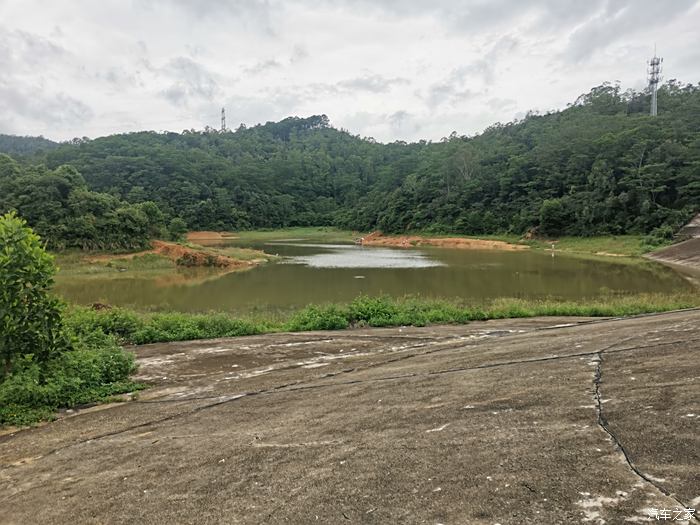 与爱车逸起同游怀德水库