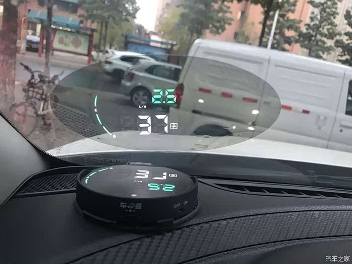 抬头显示器hud 500_ChsEnFvfnr-AFxREABE_QvnWZg8786.jpg