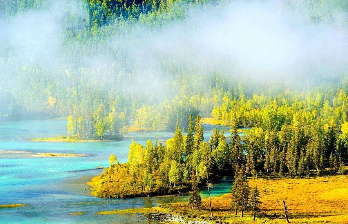 新疆喀纳斯景区三湾之一神仙湾