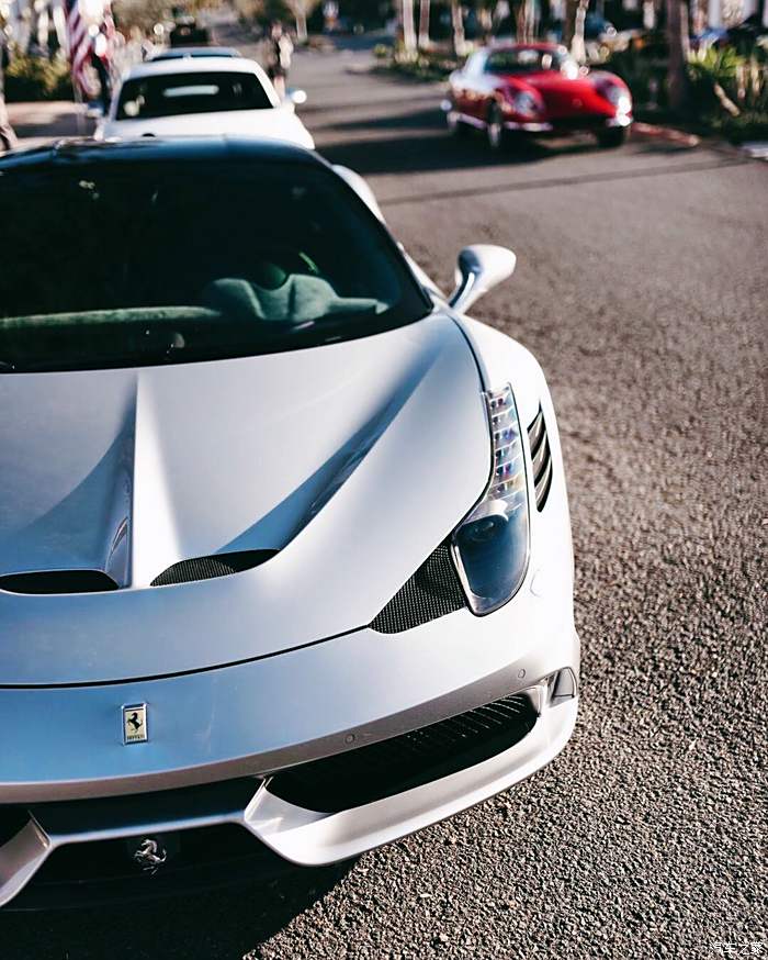 【图】ferrari 458 speciale,据说还挺保值!_法拉利论坛_汽车之家论坛