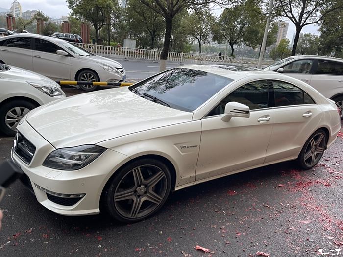 出售13年奔驰cls63amg