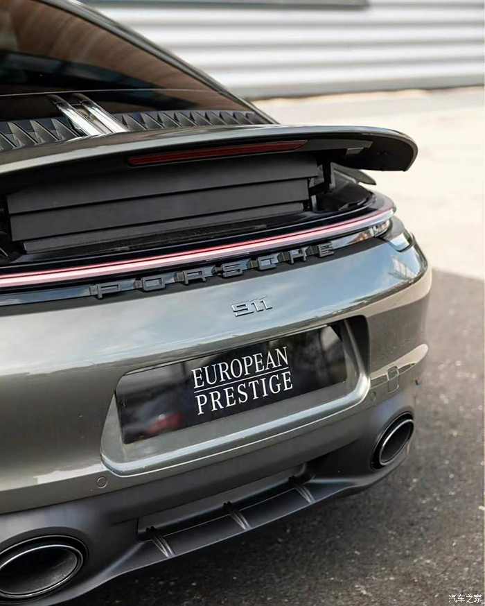 继续保时捷911的传奇保时捷911carrera4gts