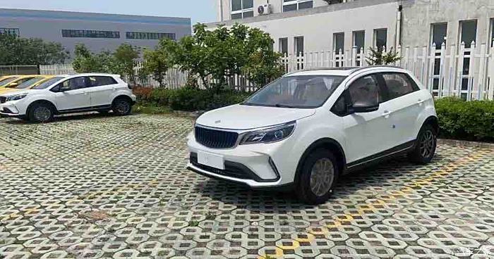 睿蓝汽车新发布的小型suv