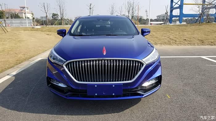 红旗排名_五星红旗图片(2)