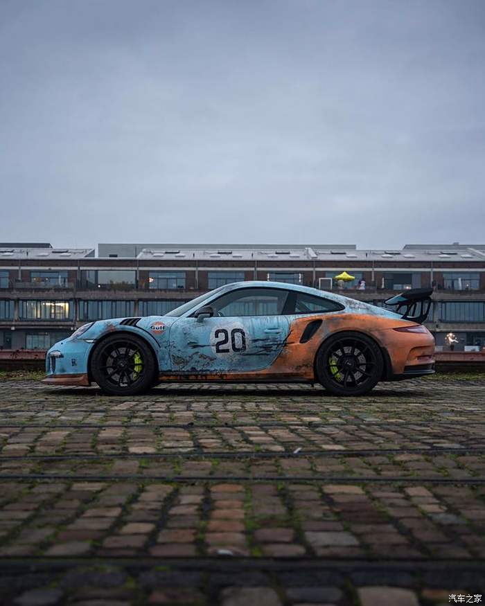 海湾石油涂装保时捷911 gt3 rs,这应该算是战损版吗