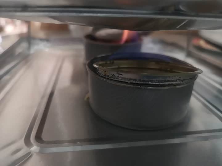 最简单的家庭烤鱼汁 ChcCR1zo4TGAQx_DAAE1EZ77Y4U880.jpg