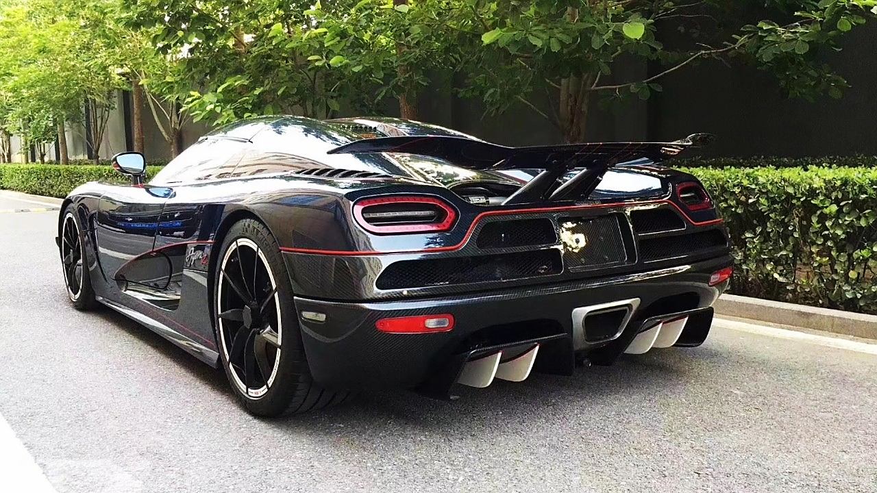 12年柯尼塞格agera r 依然还是帅气时尚!