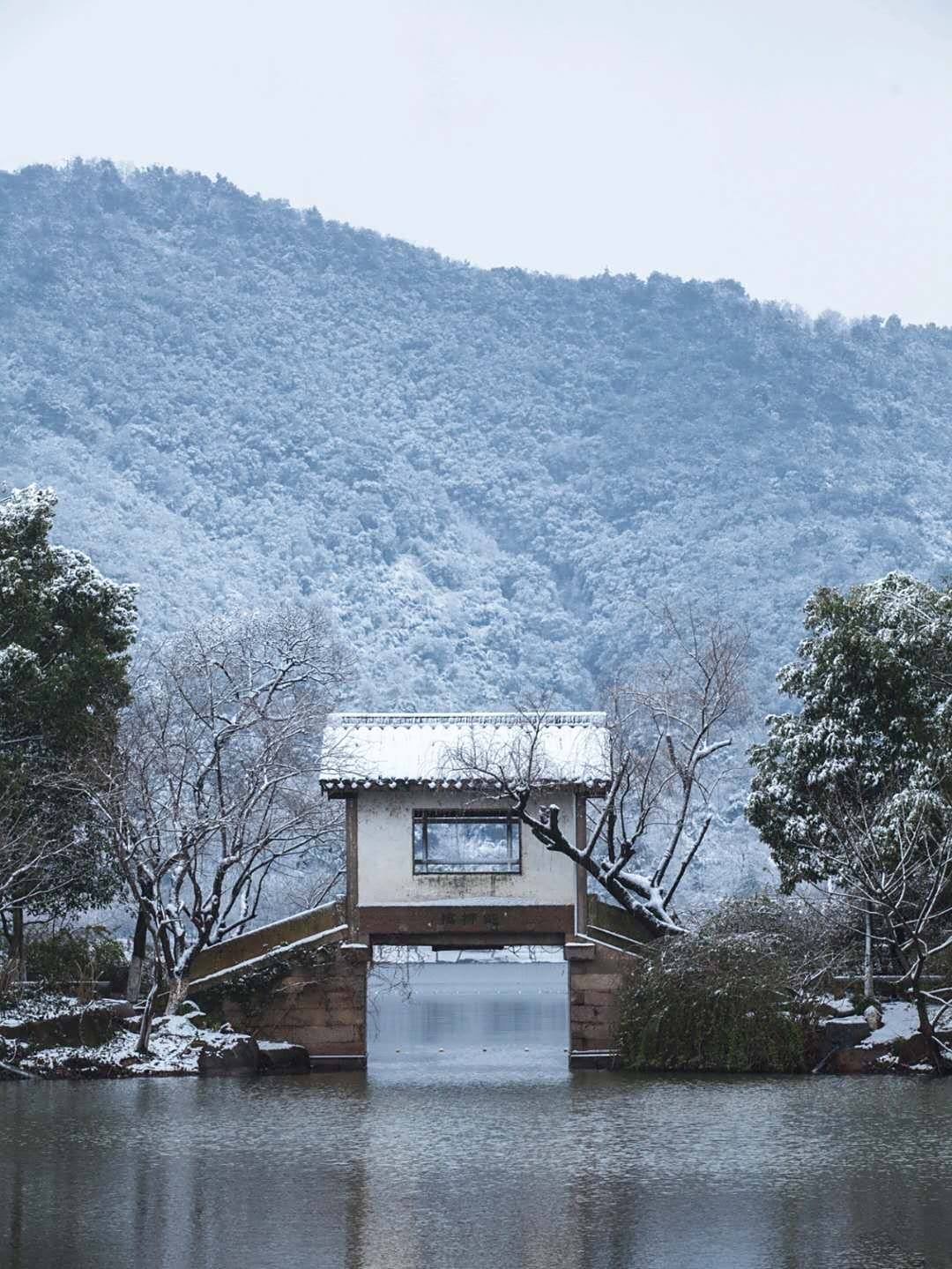 冬天最美的样子,杭州西湖雪景.