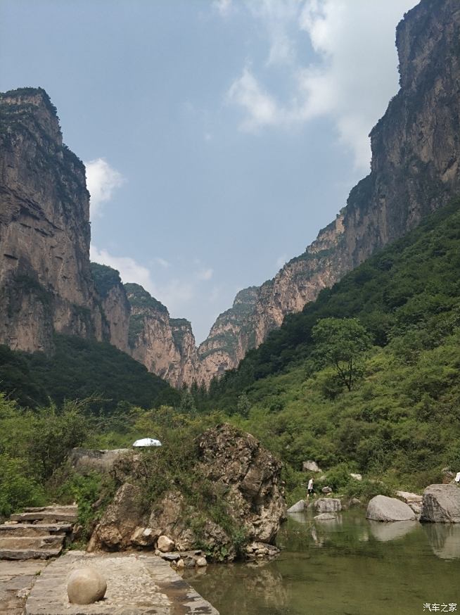 游玩辉县天柱沟,享受夏日那份清凉.