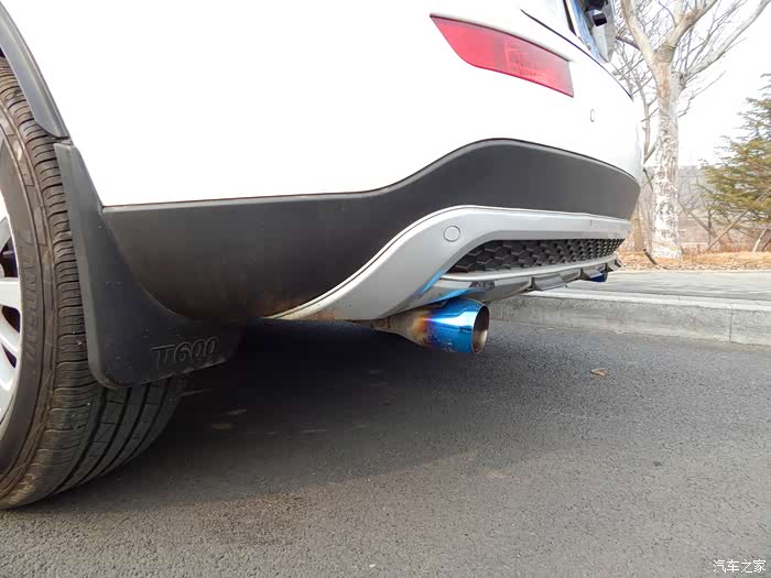 如何翻新汽车板件 500_ChsEn1x2nG-AbjoUABkpyPXkvgk246.jpg