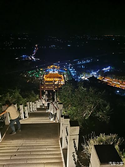 【老何】庆都山唐尧古镇夜景