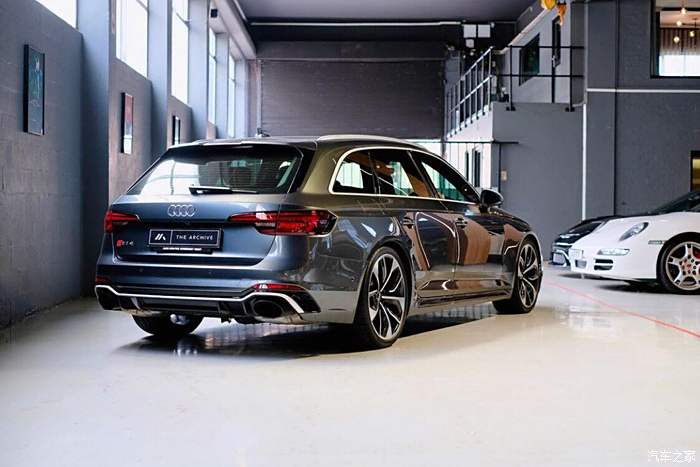 【图】audi rs4 avant帅的一塌糊涂_奥迪rs论坛_汽车之家论坛