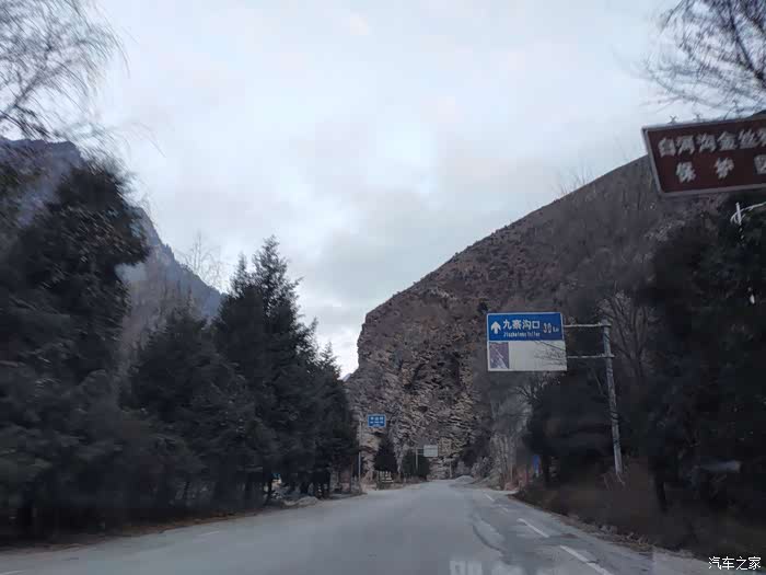 什么时候才能出去旅游啊 500_ChsEm15HuLKADtY9ABQUxhia1ag379.jpg