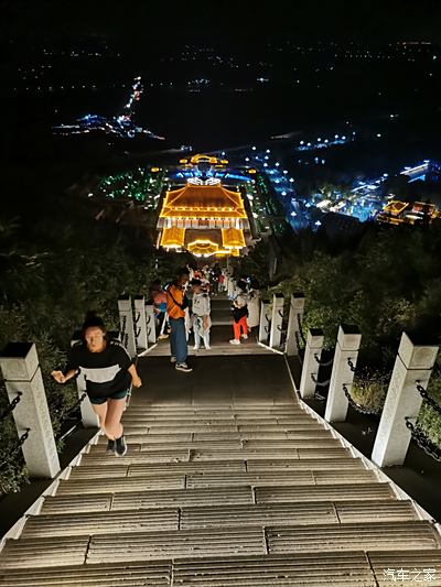 【老何】庆都山唐尧古镇夜景