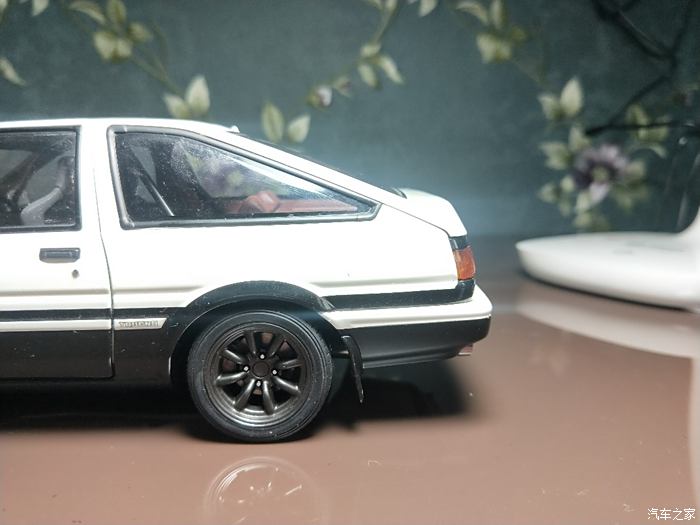 ae86 autoart回归第一贴,多包涵啊