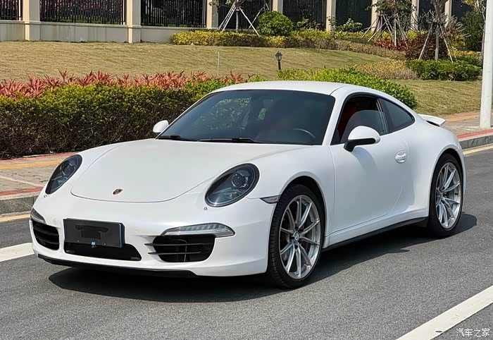 外观漂亮大气的保时捷911