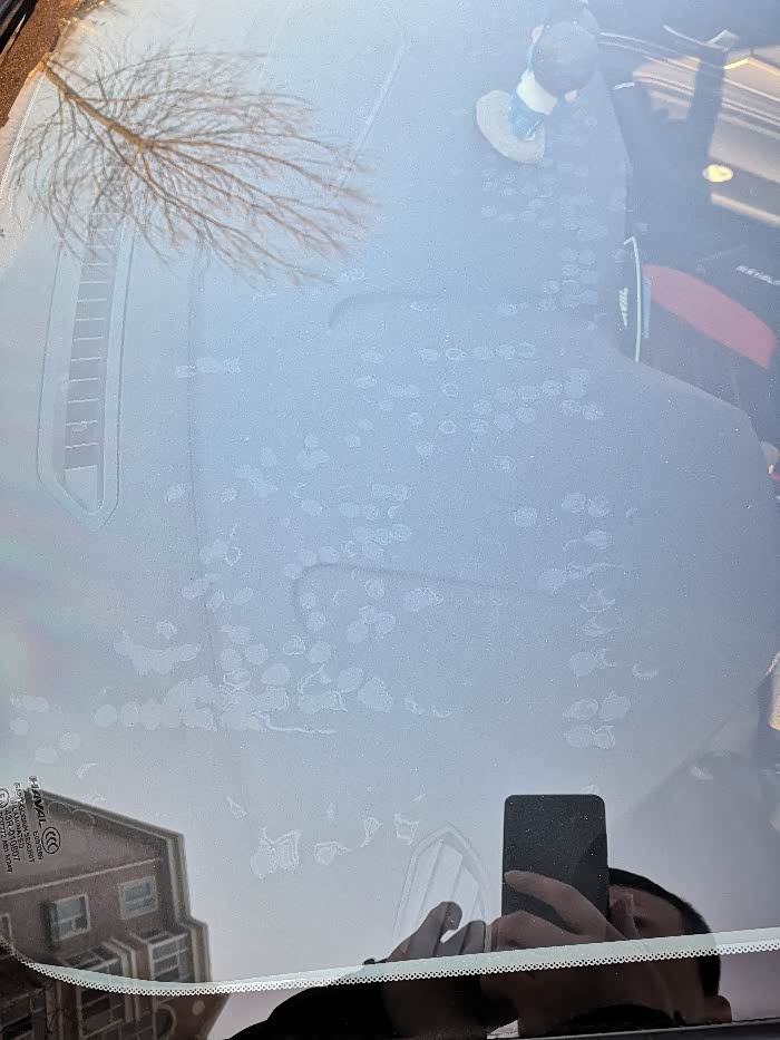 【图】汽车玻璃贴膜气泡的问题