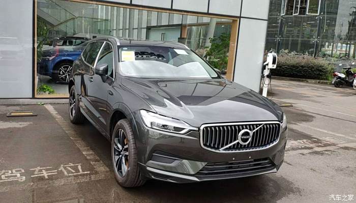 一个月后的提车作业——2019 xc60 t5智远松林灰