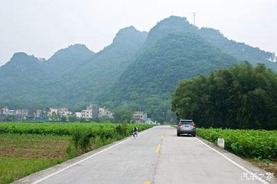 连南油岭村古瑶寨及巍峨杜步高架沿线游