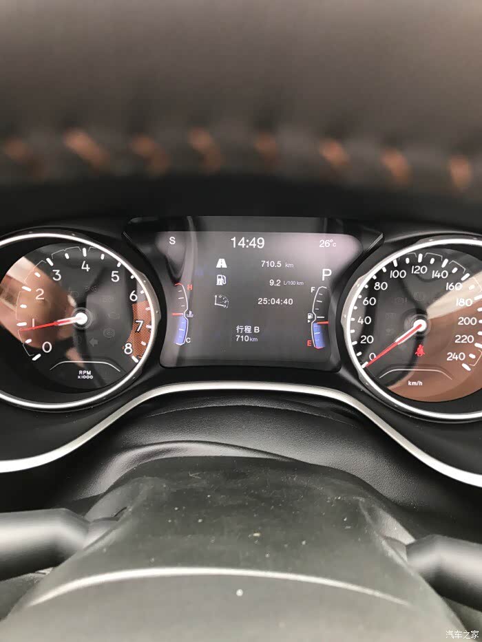 胎压多少才算合适 500_wKgH2lm04JaAG0J4AAHe9WgXm1Q661.jpg