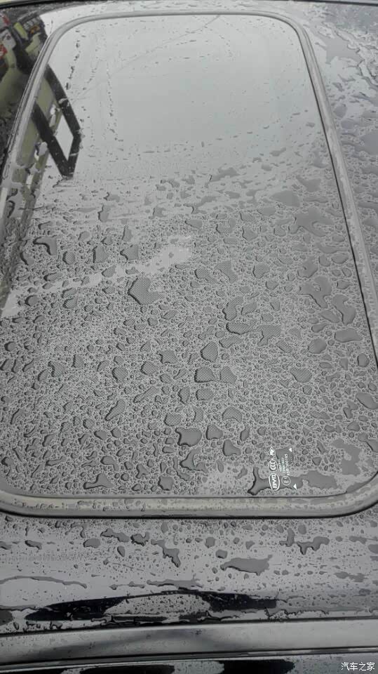 天窗出水口生锈的根本原因已明,求解决方案。