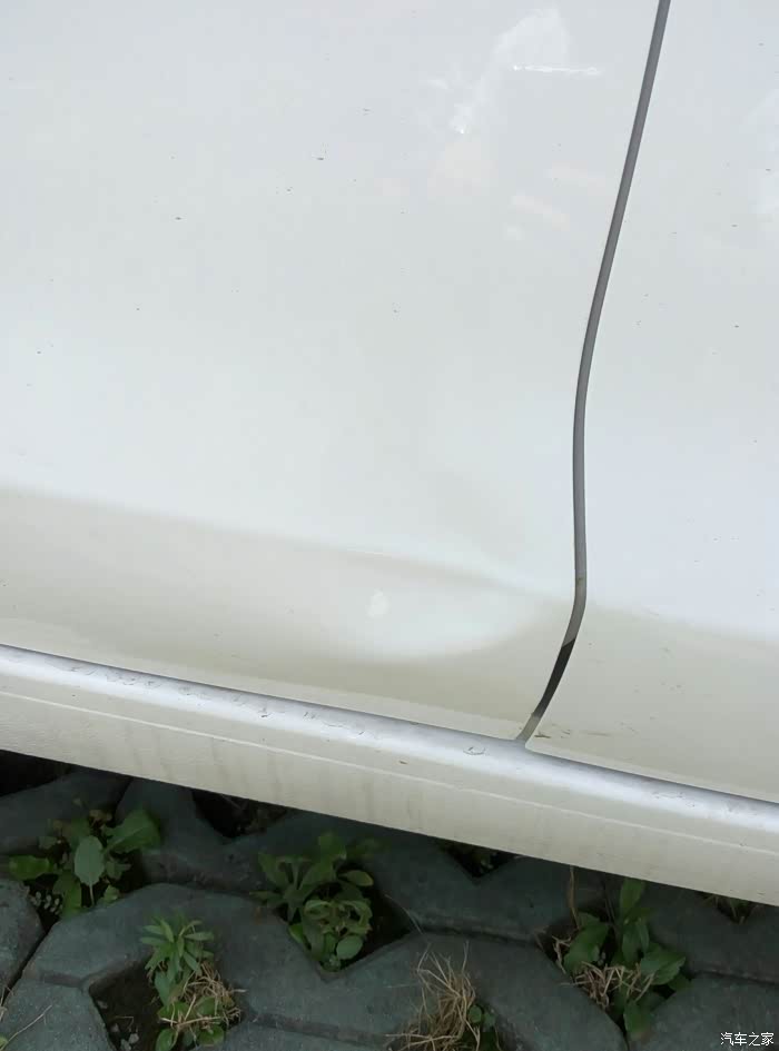 【图】后门撞凹了怎么办?没掉漆需要钣金吗?