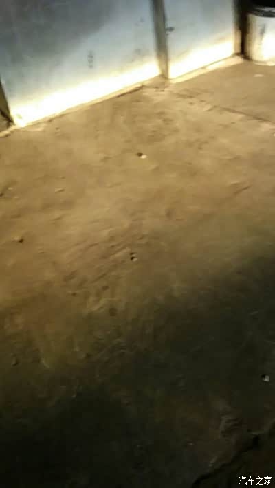 小三改黄金光雾灯,效果刚刚的,雾天穿透力,超强