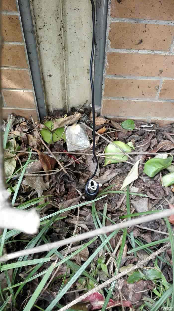 【图】充电插座已经安装到位,就等到车了。_奇