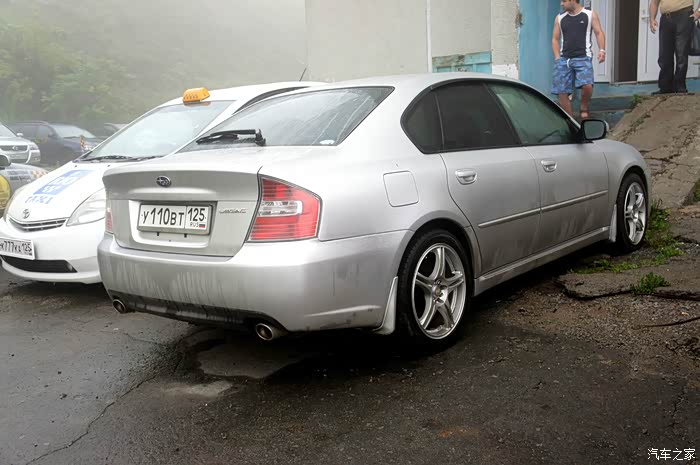 海参崴三日游令人羡慕的各种二手车