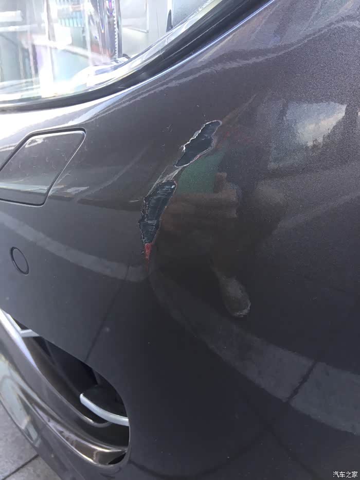 【图】小区被蹭,肇事者逃逸,如何处理?_宝马3