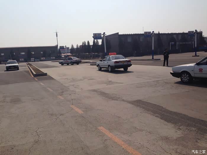 【图】半夜两点半 闯红灯(没有路灯)会被拍吗?