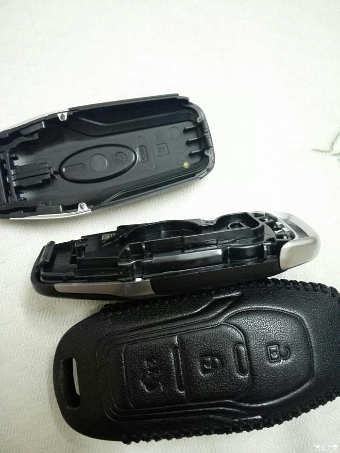 【图】蒙迪欧的车钥匙如何更换电池