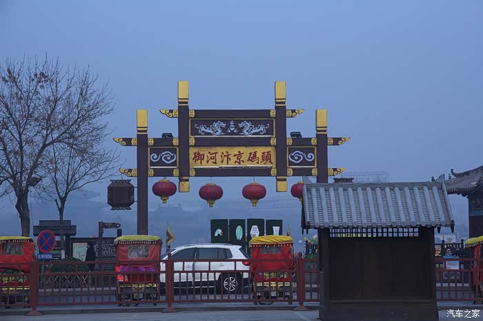 如何快速逛完清明上河园 500_wKgHzFh56OCAeGFyAA2IzXj9Z8A842.jpg