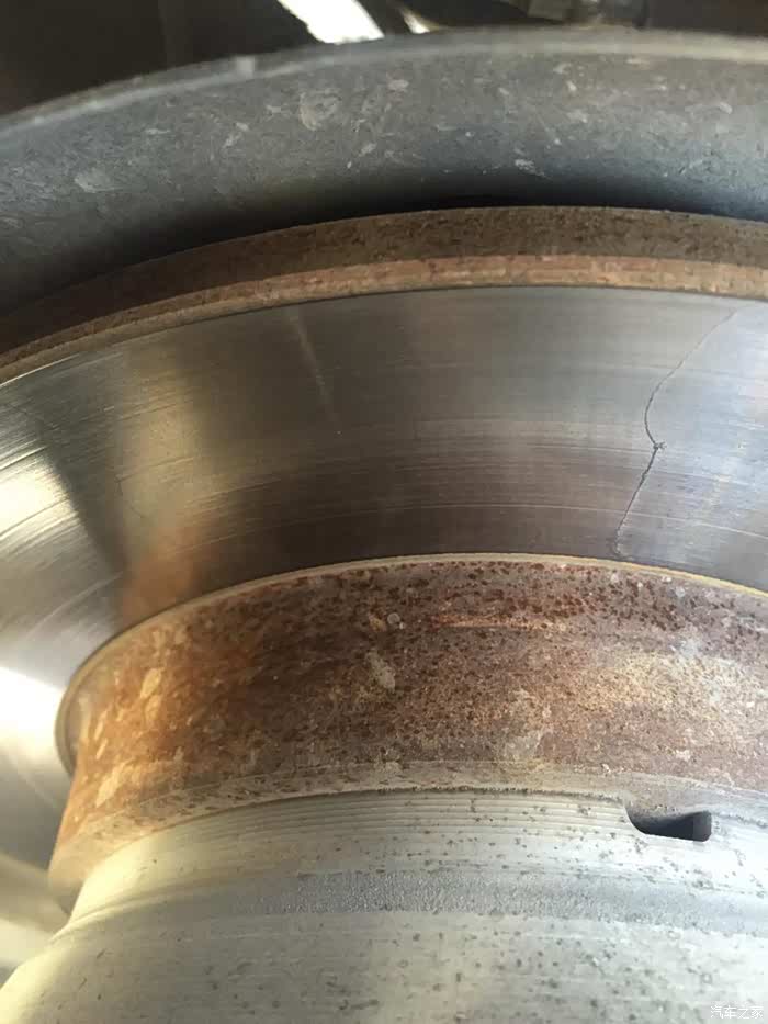 【图】有刹车盘 裂了的吗_标致308论坛