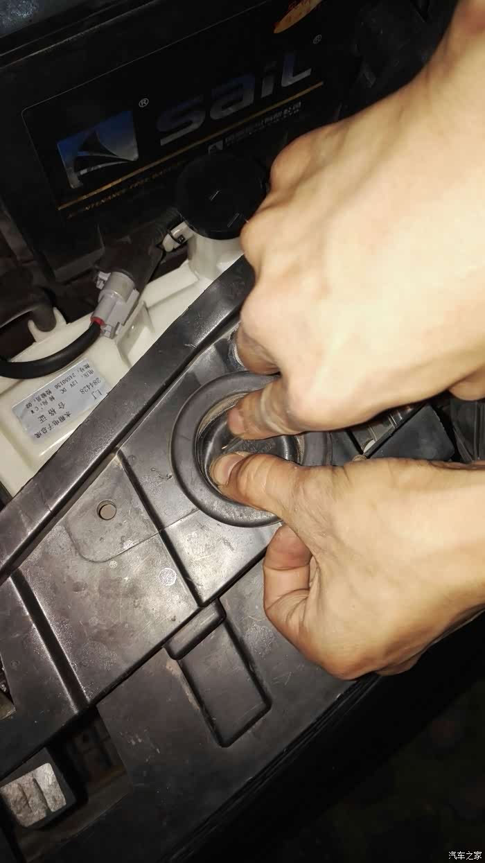 【图】蛋蛋换近光灯_比亚迪F0论坛