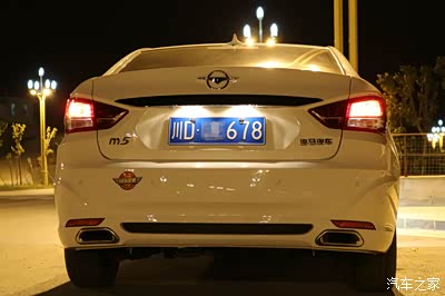 【爱Ta的一万个理由】之爱你的高颜值