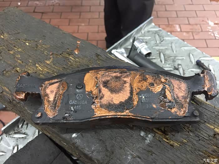 【图】关于GLS刹车异响的解决方案_奔驰GLS
