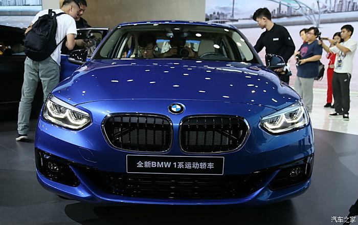 全新bmw1系运动轿车堪称最新潮的宝马车,官方表示此款车"重操控富激情