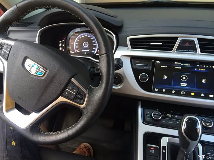 【图】给我家大博越换一对雨刷器