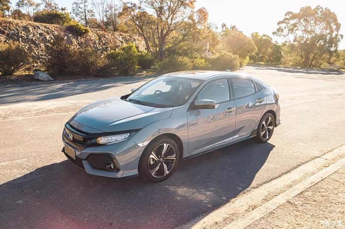 【图】澳洲提思域掀背运动版,水泥灰,正式作业