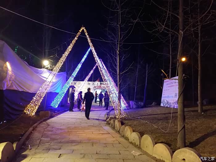 西方媒体对中国的GDP_中国gdp增长图(2)