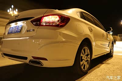 【爱Ta的一万个理由】之爱你的高颜值