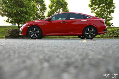 【提车作业】顺德首提十代红色思域自动波尊贵版(一千公里感受)