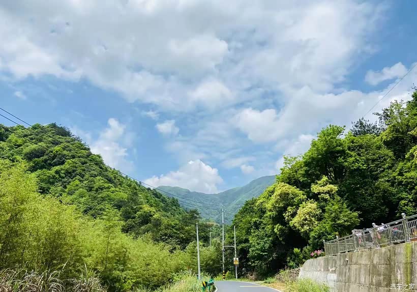 自驾星途，去小川藏线 感受下道路艰险！