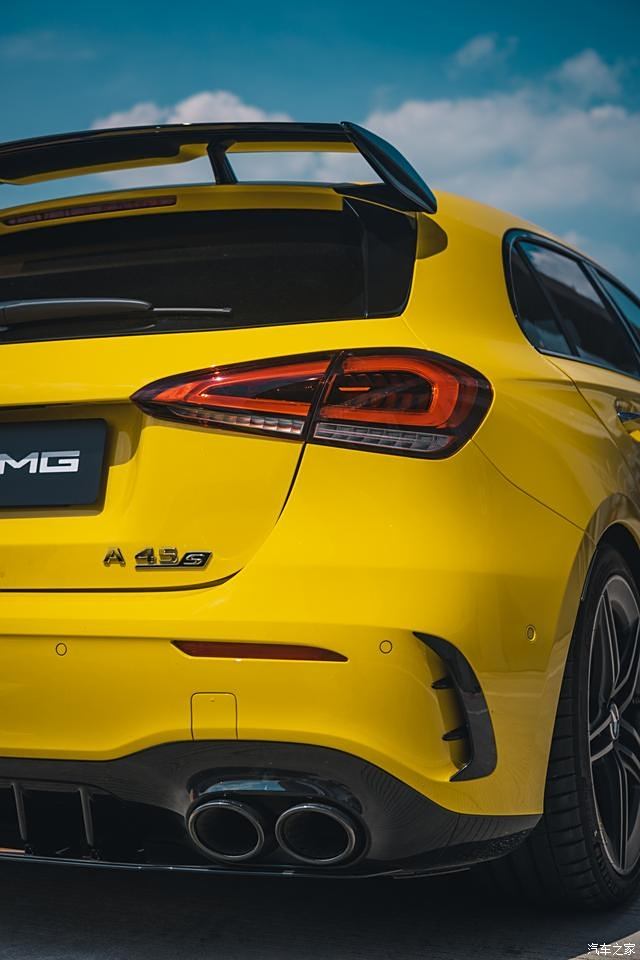 地表最强钢炮 梅赛德斯-amg a 45 s