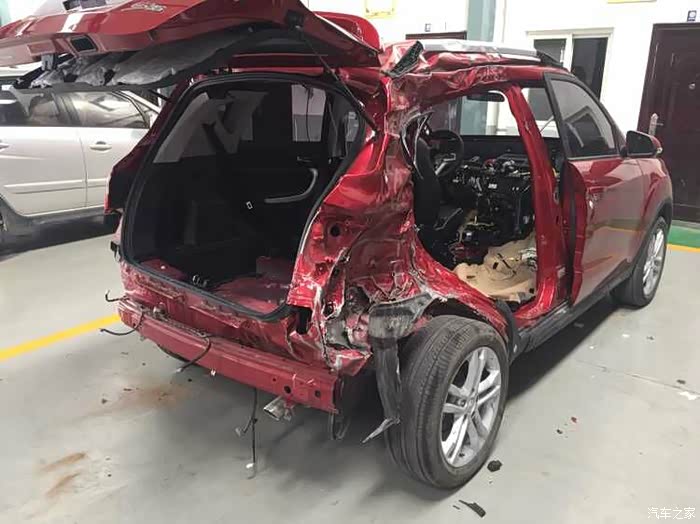 【图】新车上路 外借朋友肇事 心碎_长安CS3