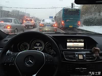 谁说奔驰油门沉没有好处大连今天下雪油门嗷嗷
