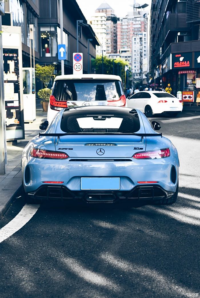 mercedes-amg gtr 怎么样,好看吧!